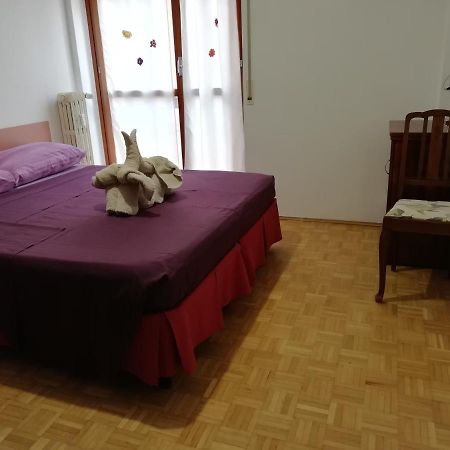 Rosso Tirano Apartment Luaran gambar